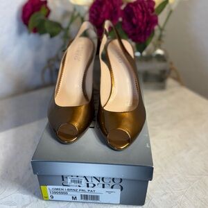 Franco Sarto bronze patent leather peep-toe slingback heels. Women’s size 9. NIB